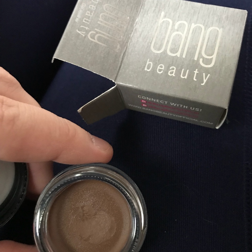 Bang beauty brown eyeliner.